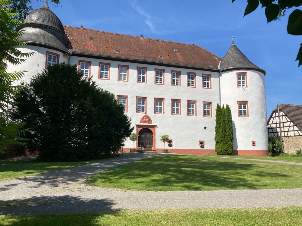 Eberstadter Schloss mit Zweitstein