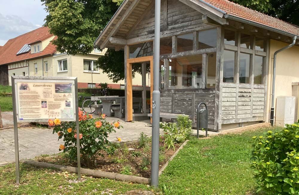 Lauerskreuz Hinweistafel