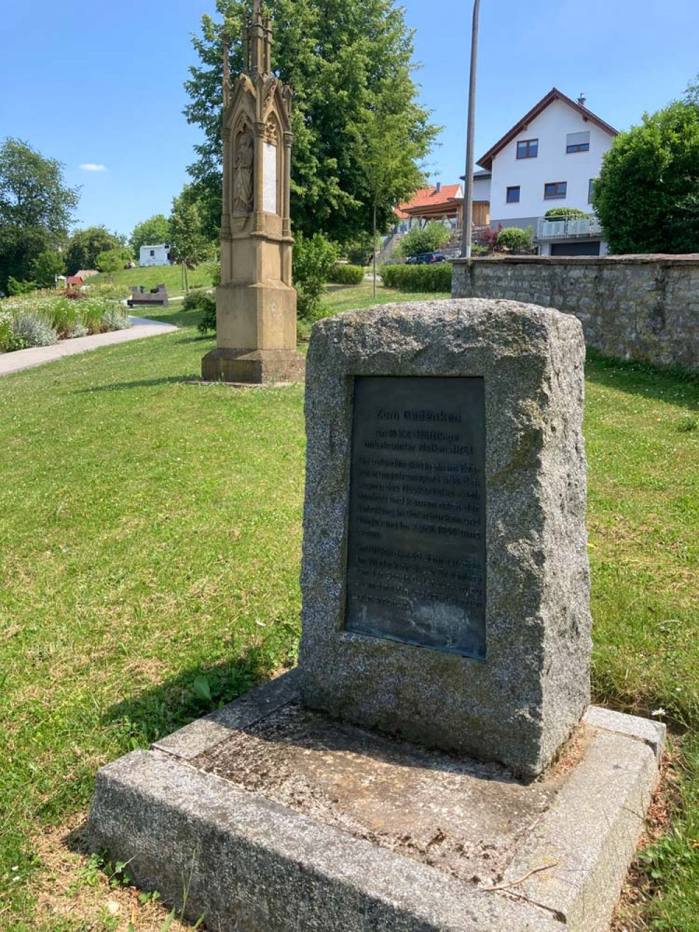 Gedenkstein im Bürgerpark Osterburken