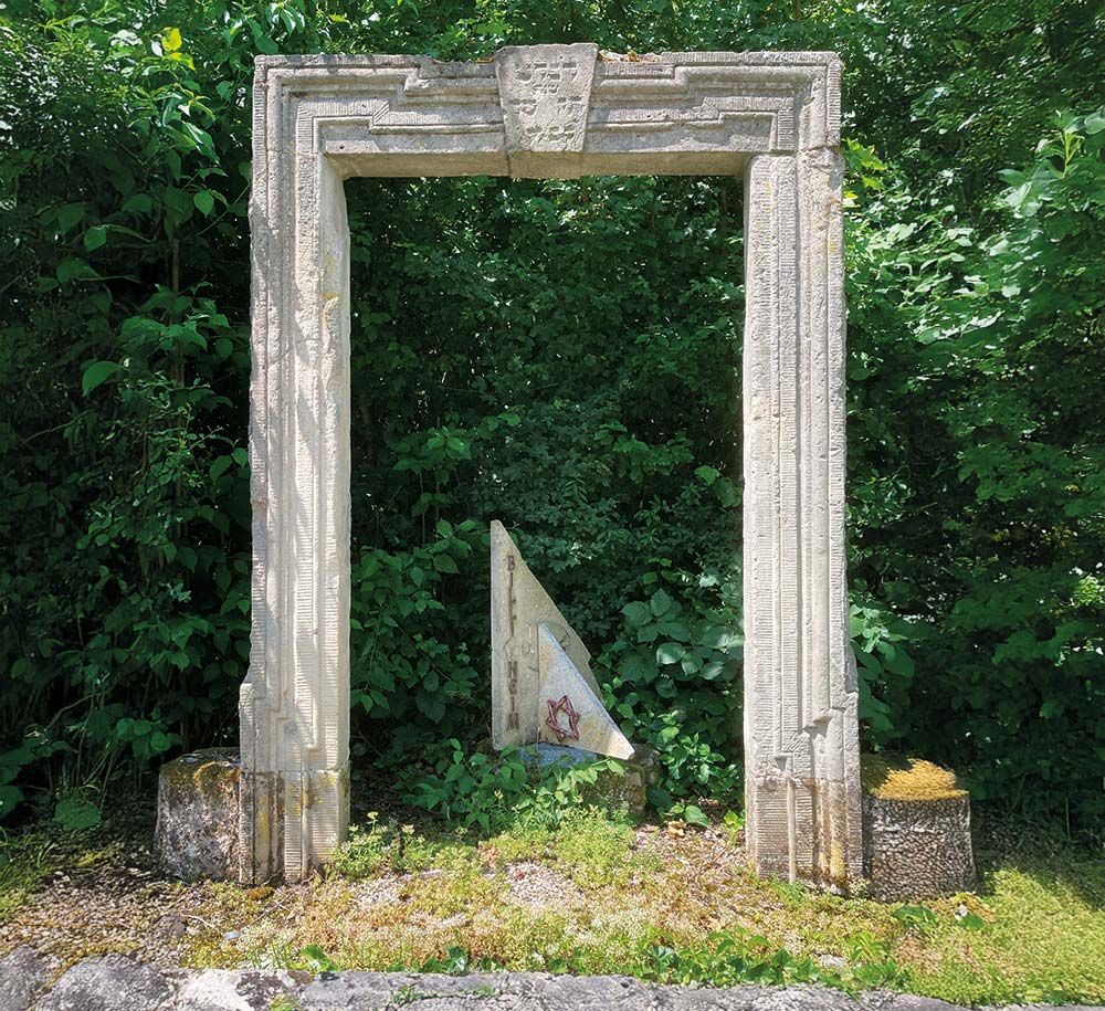 Türgewand und Zweitstein